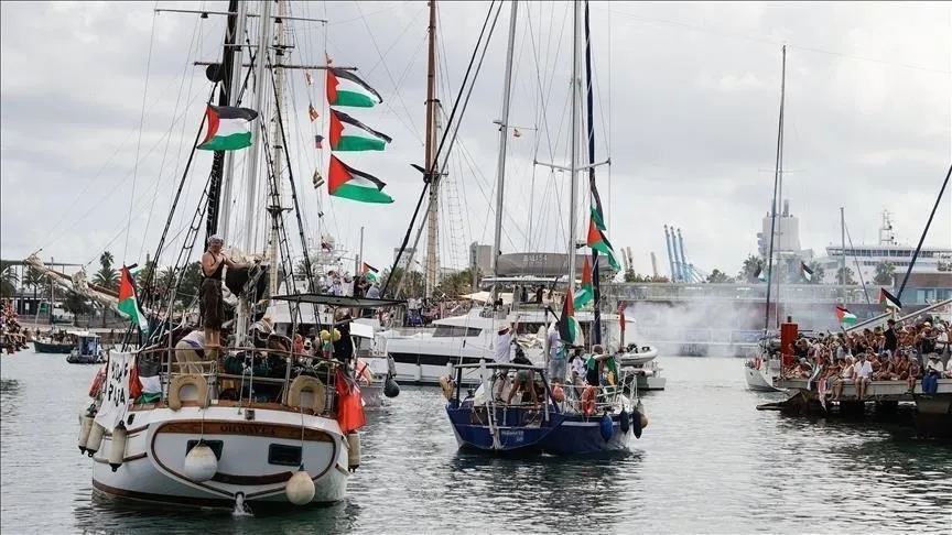 ВМС Ізраїлю перехоплюють флотилію Сумуд у міжнародних водах на шляху до Гази