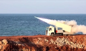 В Британії стривожені новими фото брата короля Чарльза з файлів Епштейна