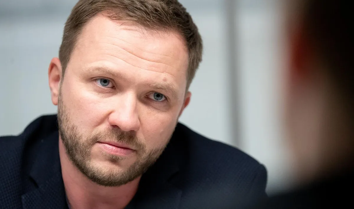 Глава МЗС Естонії закликав посилювати тиск на росію після ударів по Україні