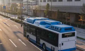宝马展示接近量产车身的电动M3——InsideEVs