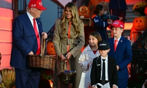 Державу-архіпелаг Тонгу вкрило хмарою попелу після виверження підводного вулкана. Загрози нових цунамі немає