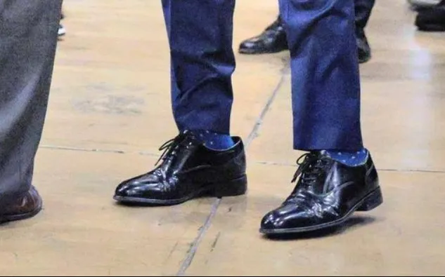 Чи справді Трамп купує взуття для соратників