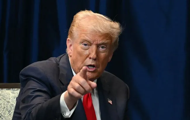 Трамп пригрозив Ірану через можливе мінування Ормузької протоки