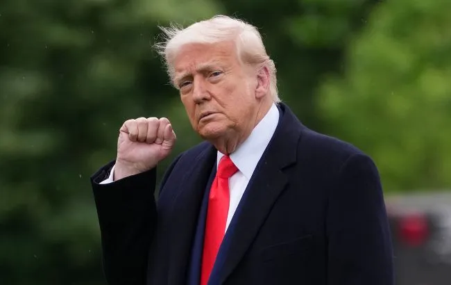 Трамп заявив про «знищення армії Ірану»