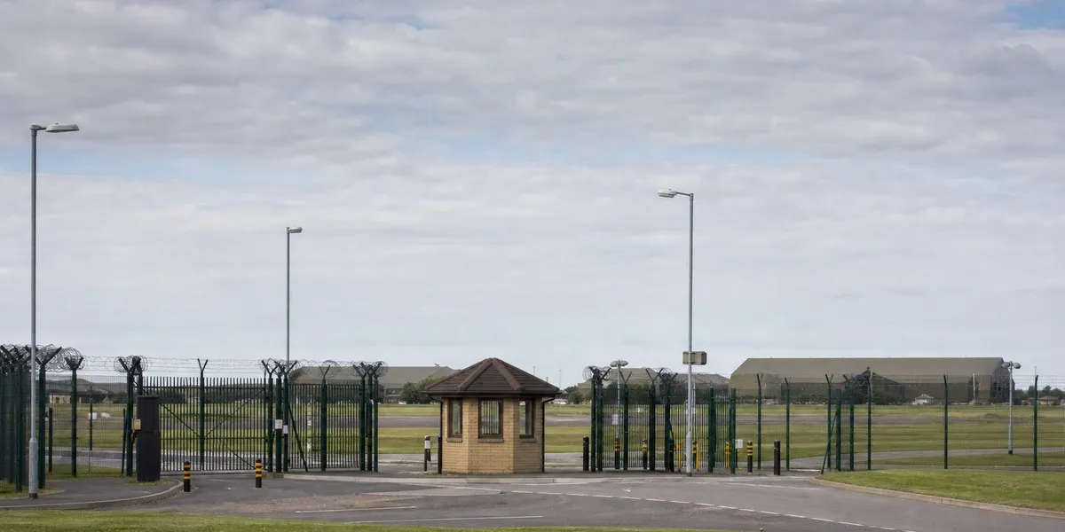 Trump mówi o współpracy USA i Wielkiej Brytanii podczas zatrzymań koło RAF Fairford — Anadolu Agency