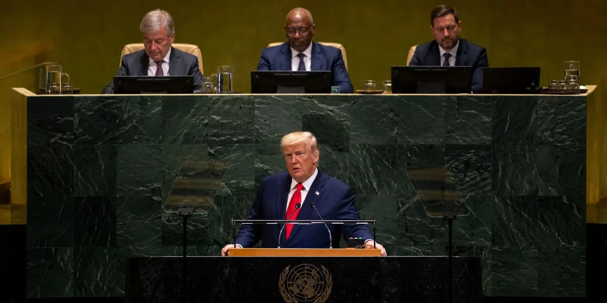 Президент Трамп назвал премьера Пакистана Шарифа замечательным человеком — Dawn