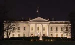 Шварценеггер и Макрон потролили ТрампаШварценеггер і Макрон потролили Трампа