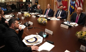 Trumpowi nie przeszkadzają próby putina, by zyskać na czasie