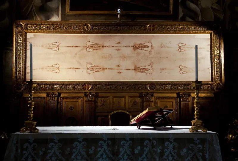 Нові дослідження Туринської Плащаниці підтвердили її походження з Близького Сходу