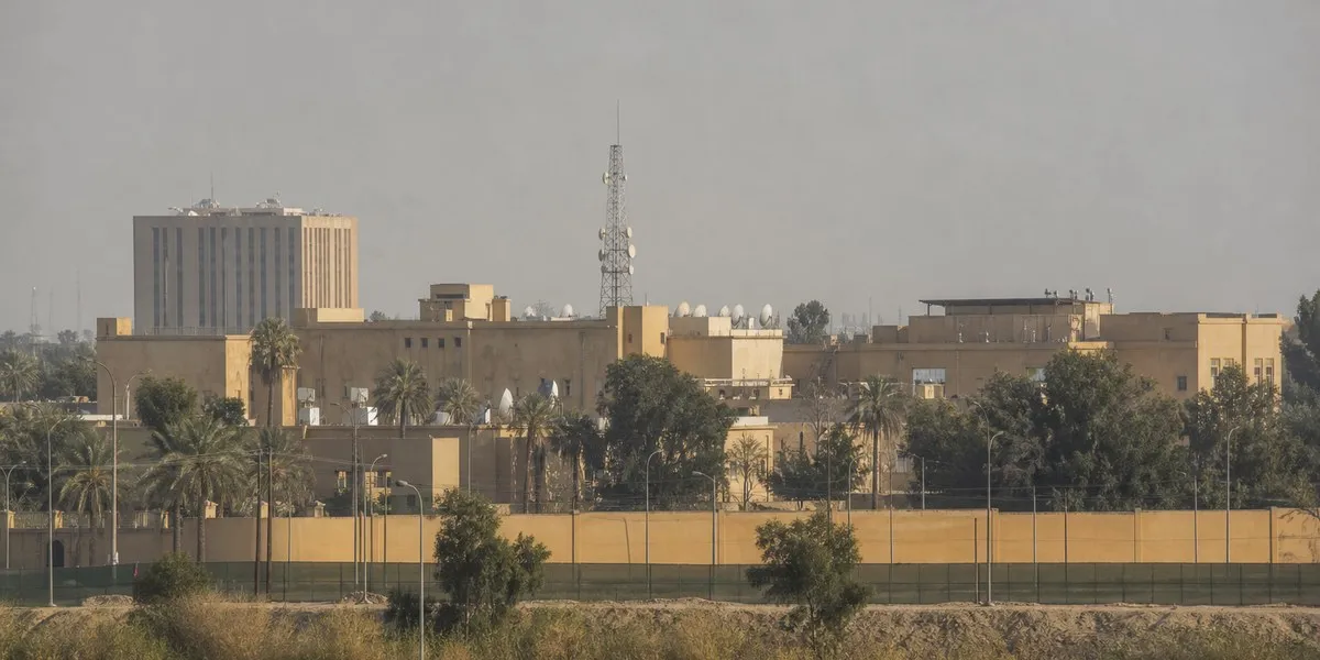 Bagdad poinformował o dwóch dronach zestrzelonych w pobliżu ambasady USA — Asharq Al-Awsat