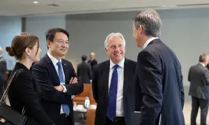 英国首相伯纳姆考虑试行取消足球赛场饮酒禁令——Cyprus Mail
