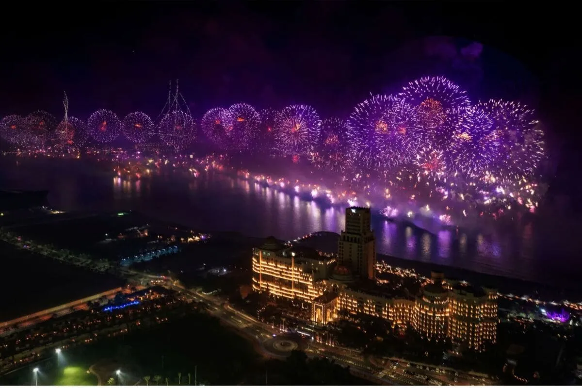 З Новим роком, ОАЕ, Вірменія, Азербайджан і Грузія: як зустріли 2026-й у цих країнах