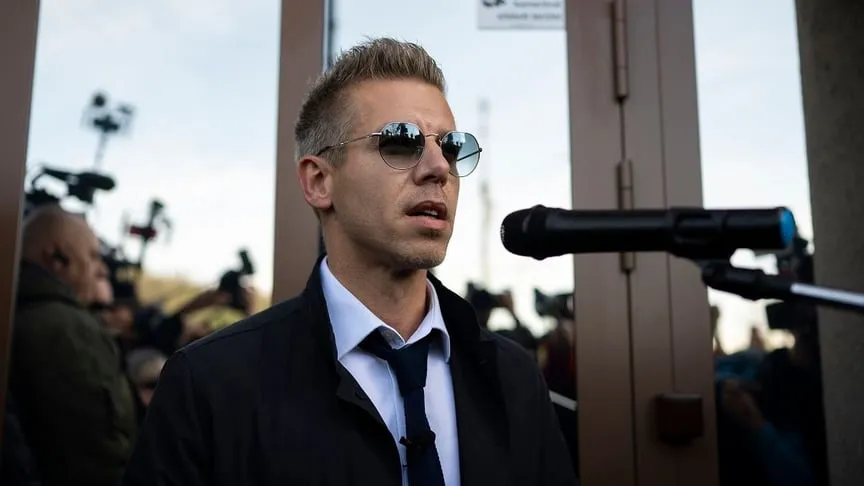 Лідер угорської опозиційної Мадяр заявив про підготовку шантажу з його інтимними відео