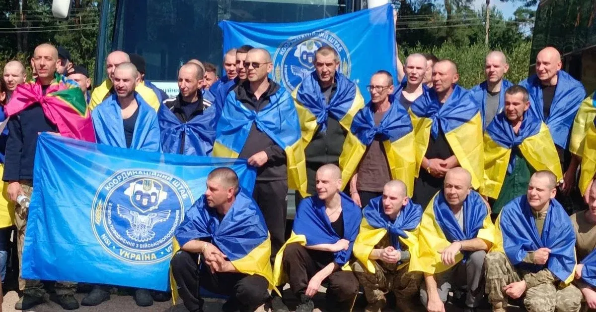 Україна повернула з полону більше військових, ніж нині перебуває в неволі