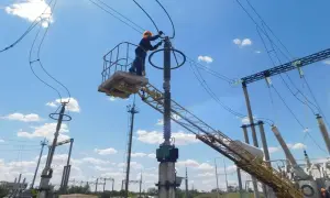 РФ атакувала Запоріжжя дронами та пошкодила багатоповерхівку
