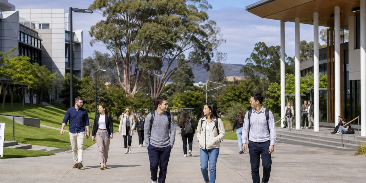 ABC News Australia：卧龙岗大学被称为高校治理问题的典型案例