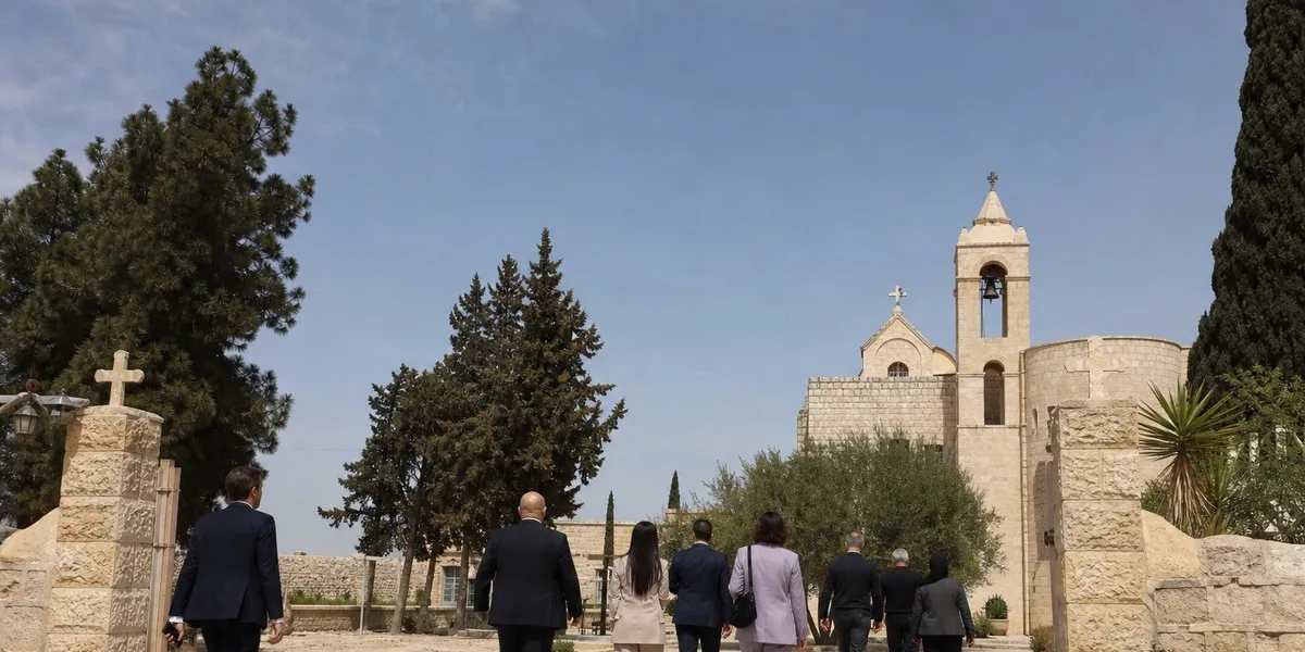 US diplomats visit Taybeh in Palestine after settler attacks — Asharq Al-Awsat