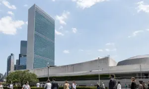 Trump wymaga od firm naftowych w USA pilnego obniżenia cen benzyny