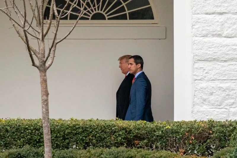 План захоплення Мадуро готували, але надія на добровільну відставку залишалася