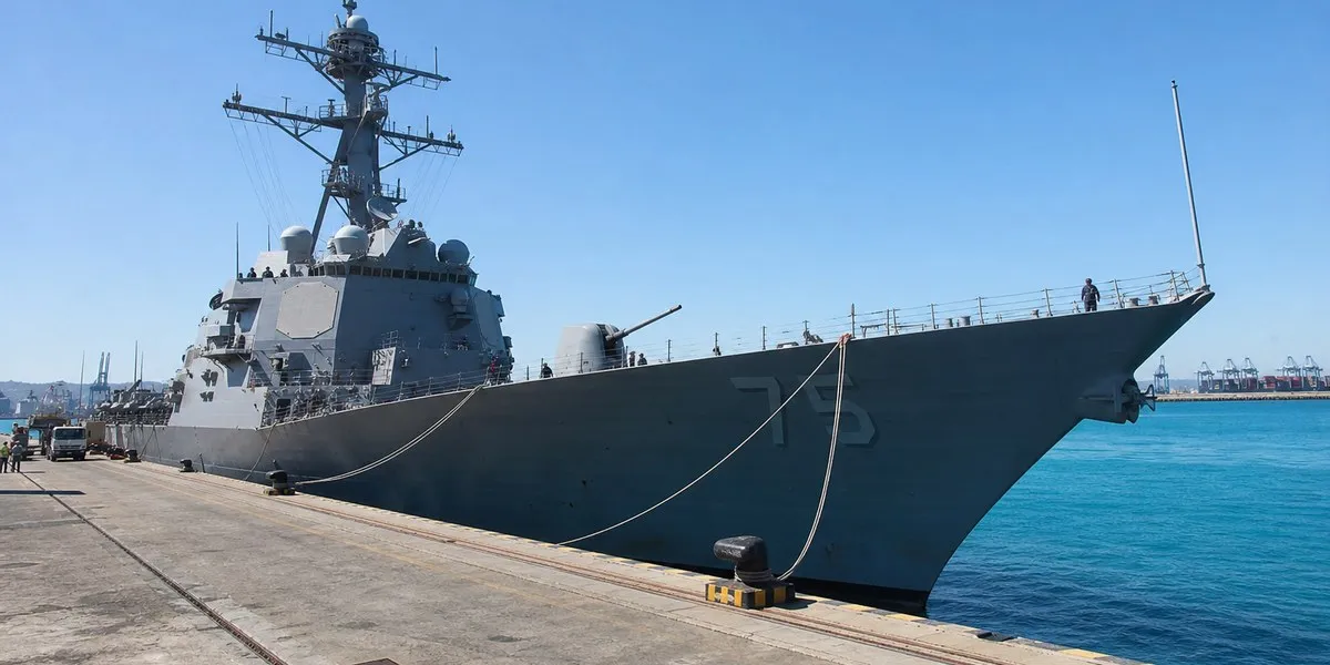 Amerykański niszczyciel USS Jason Dunham przybył do Limassolu na Cyprze — Cyprus Mail