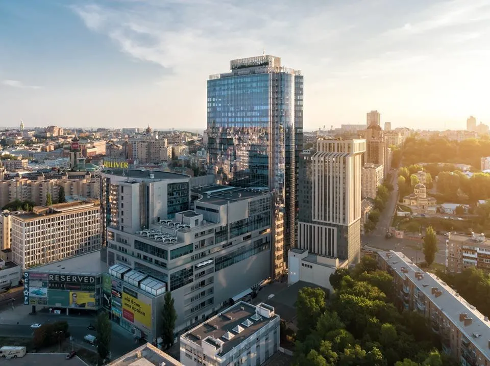 ТРЦ «Гулівер» у Києві відновив роботу: відкрилися два поверхи та більшість магазинів