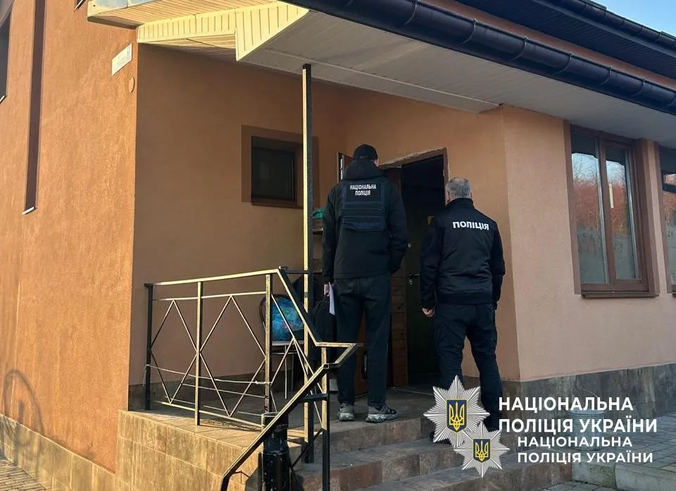 Поліція проводить масштабні обшуки в лікарнях по всій Україні: подробиці