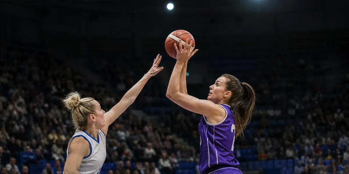 «Валькирии» отыграли 16 очков и вышли в полуфинал WNBA — The Guardian