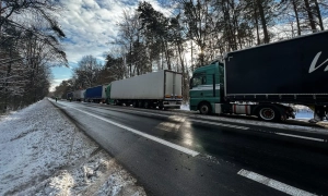 Молдова закрила два прикордонні пункти з Україною через негоду