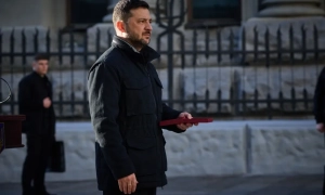 МВФ вимагає від України девальвації гривні — Bloomberg