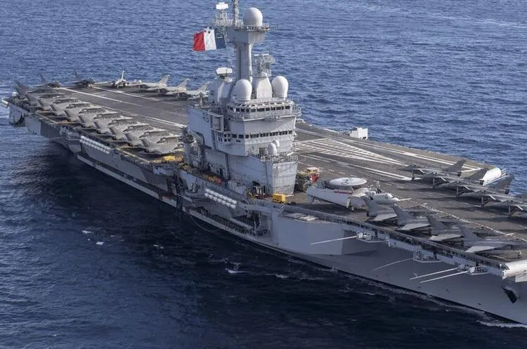 Швеція підтвердила російське походження дрона, що шпигував за авіаносцем Франції