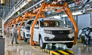 “AvtoVAZ” significantly cuts Lada sales forecast amid falling demand in Russia