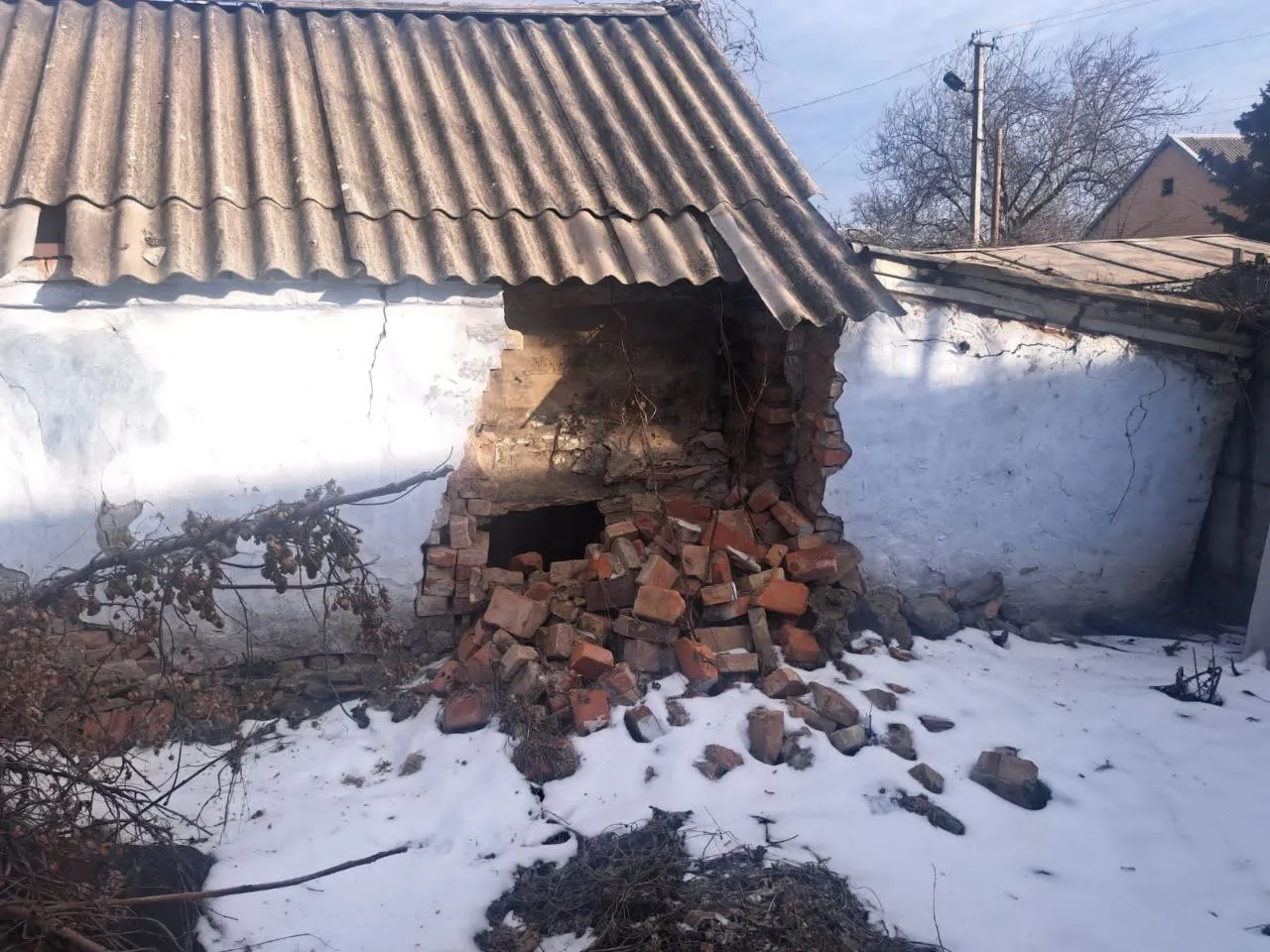 Через обстріли рф на Дніпропетровщині загинула жінка та поранено чоловіка