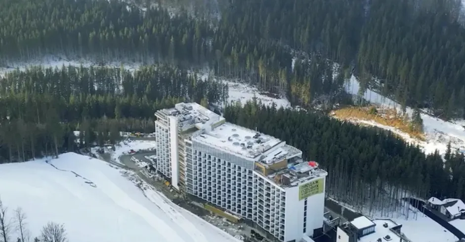 В Буковелі викрили елітну нерухомість судді й прокурора з Києва, яку придбали нижче ринкової вартості В Буковелі викрили елітну нерухомість судді й прокурора з Києва, яку придбали нижче ринкової вартості