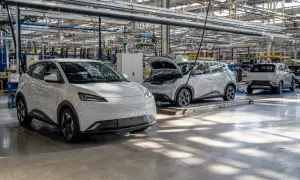Toyota планує збудувати в Шанхаї завод для виробництва електричних Lexus