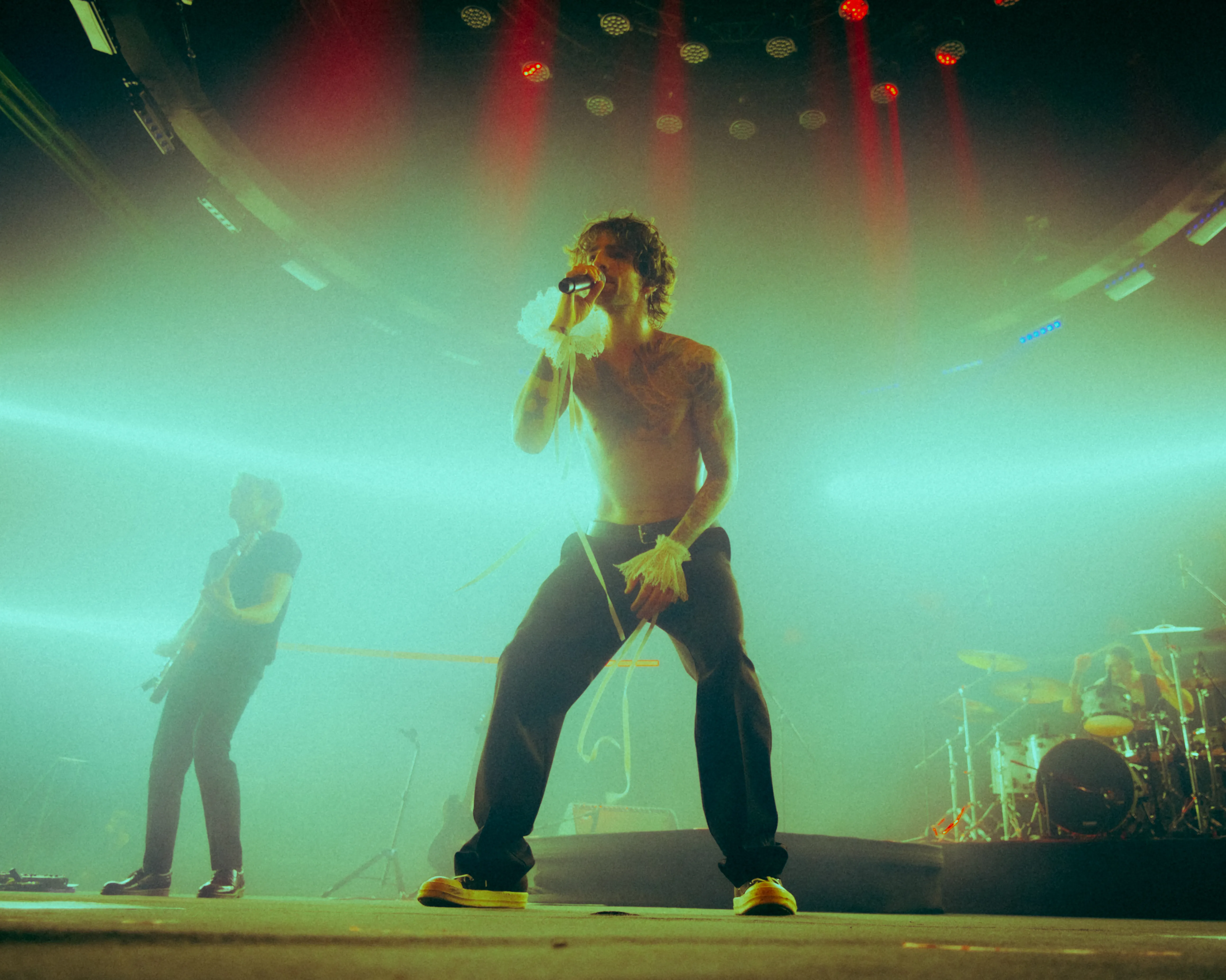 Володимир Дантес презентував новий EP і зібрав 379 000 гривень на благодійному аукціоні