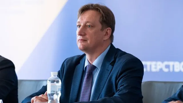 Россия вновь нанесла удар по складу с учебниками