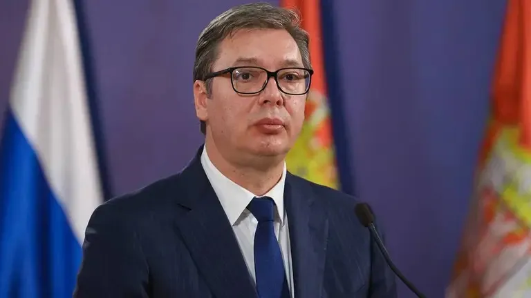 Президент Сербії Вучич оголосив про свою відставку