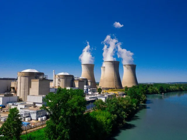 Francja zmniejszyła moc elektrowni atomowych z powodu anomalnych upałów – Bloomberg