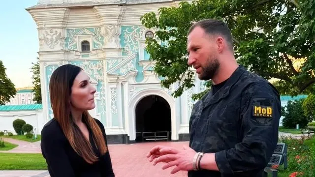 Хмара прагне завершити війну з РФ до повноліття синів