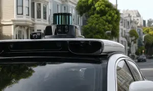 Waymo就自动驾驶出租车撞伤儿童一案向美国国家公路交通安全管理局（NHTSA）提交了相关文件