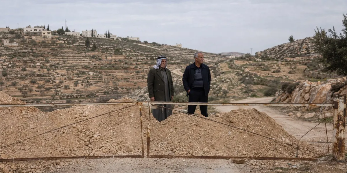 942 Israeli checkpoints and barriers counted in West Bank — Anadolu Agency