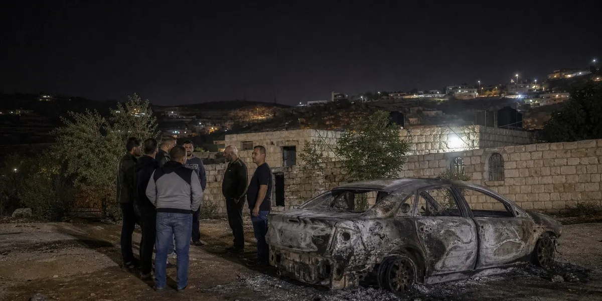Cars set on fire in Palestinian villages in the West Bank — Jerusalem Post