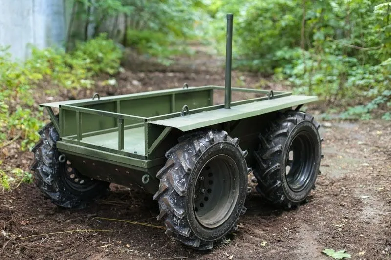 A suspension of contracts for armored vehicles could complicate the evacuation of wounded soldiers