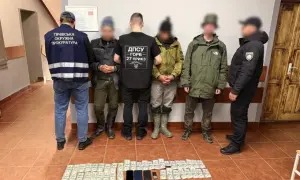 Відео: у Раді впіймали перших кнопкодавів у новому році