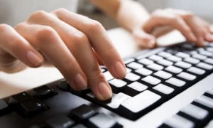 Porsche показав семимісний повністю електричний кросовер