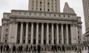 Уряд РФ втричі знизив прогноз зростання економіки на поточний рік