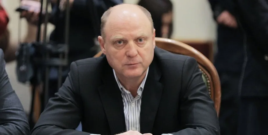 Нардеп Бурміч пояснив, чому суттєво зросли зарплати депутатів