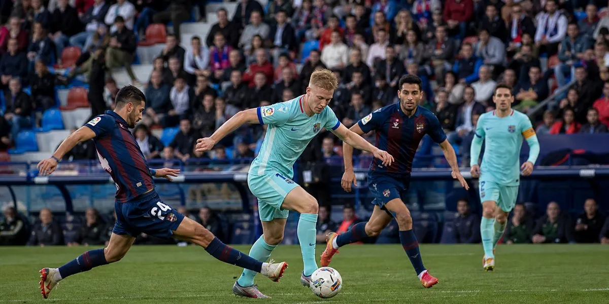 Yamal strzelił dwa gole w zwycięstwie Barcelony nad Levante