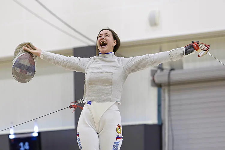 Російська «нейтральна» шаблістка Яна Єгорян втрапила у скандал через відео з путіним