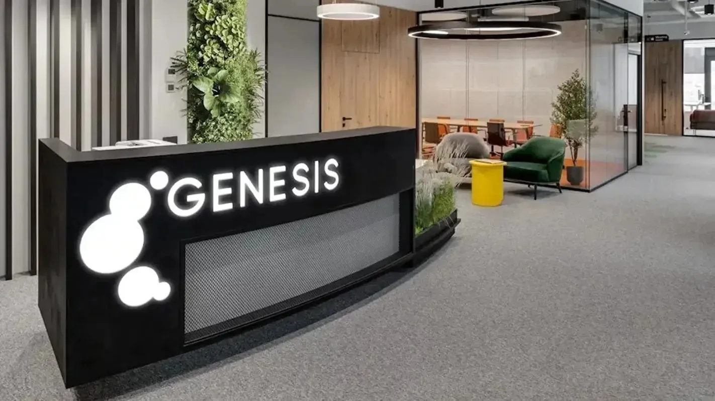 Meta заблокировала рекламу ряда компаний Genesis